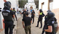 La Policía Local de Coín incorpora nuevo material de defensa